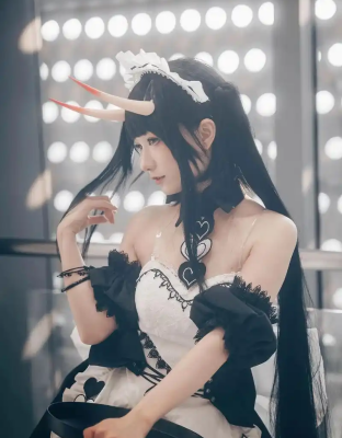美女COS欣赏